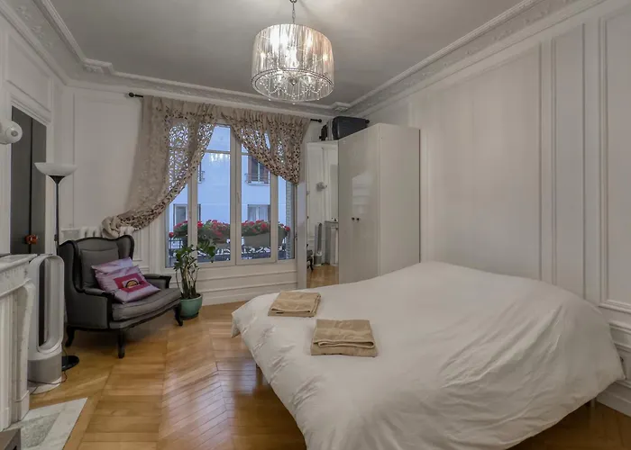 Luxury Place Near Champs Elysees アパート *
