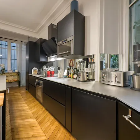 Luxury Place Near Champs Elysees Apartmán